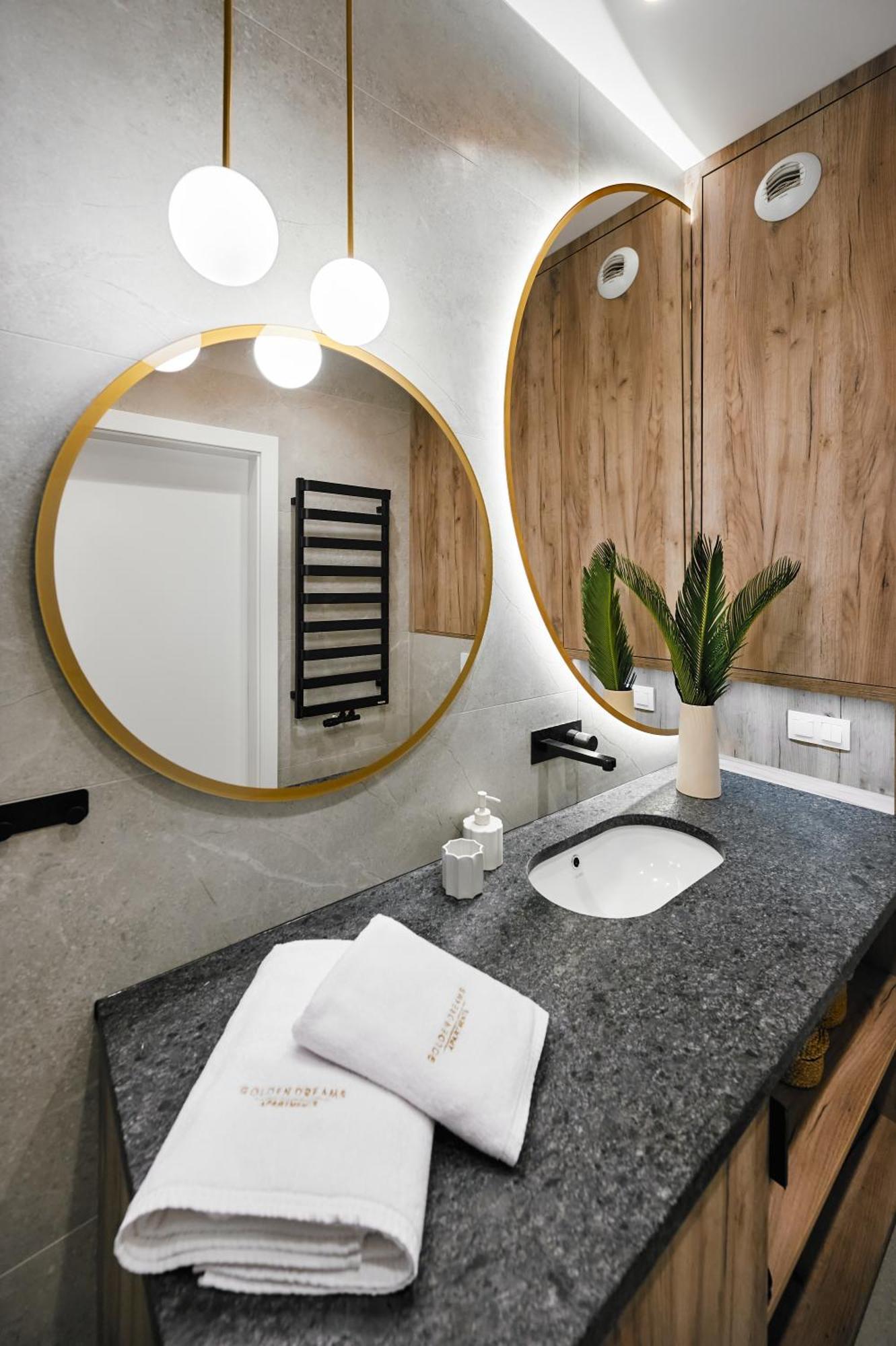 Golden Dreams Luxury Apartments 21 Cracovie Extérieur photo